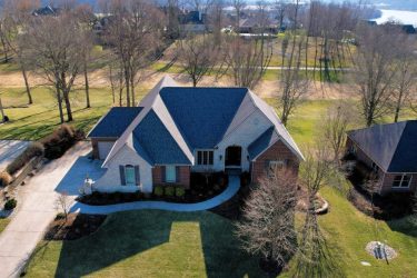 CertainTeed Landmark Shingles - North Bend, Ohio Residential roof replacement in North Bend, Ohio by Molloy Roofing Company